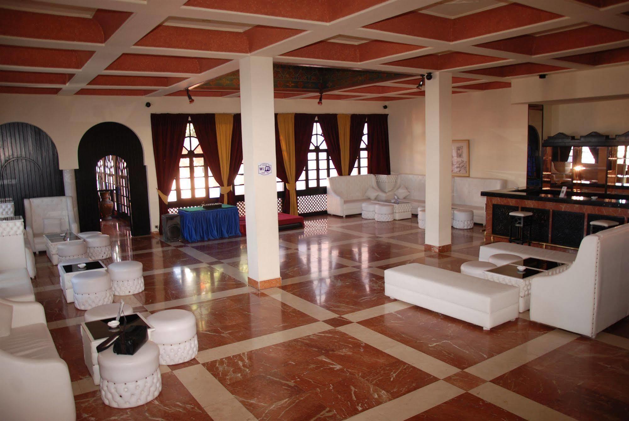 Hotel Les Omayades Agadir Esterno foto