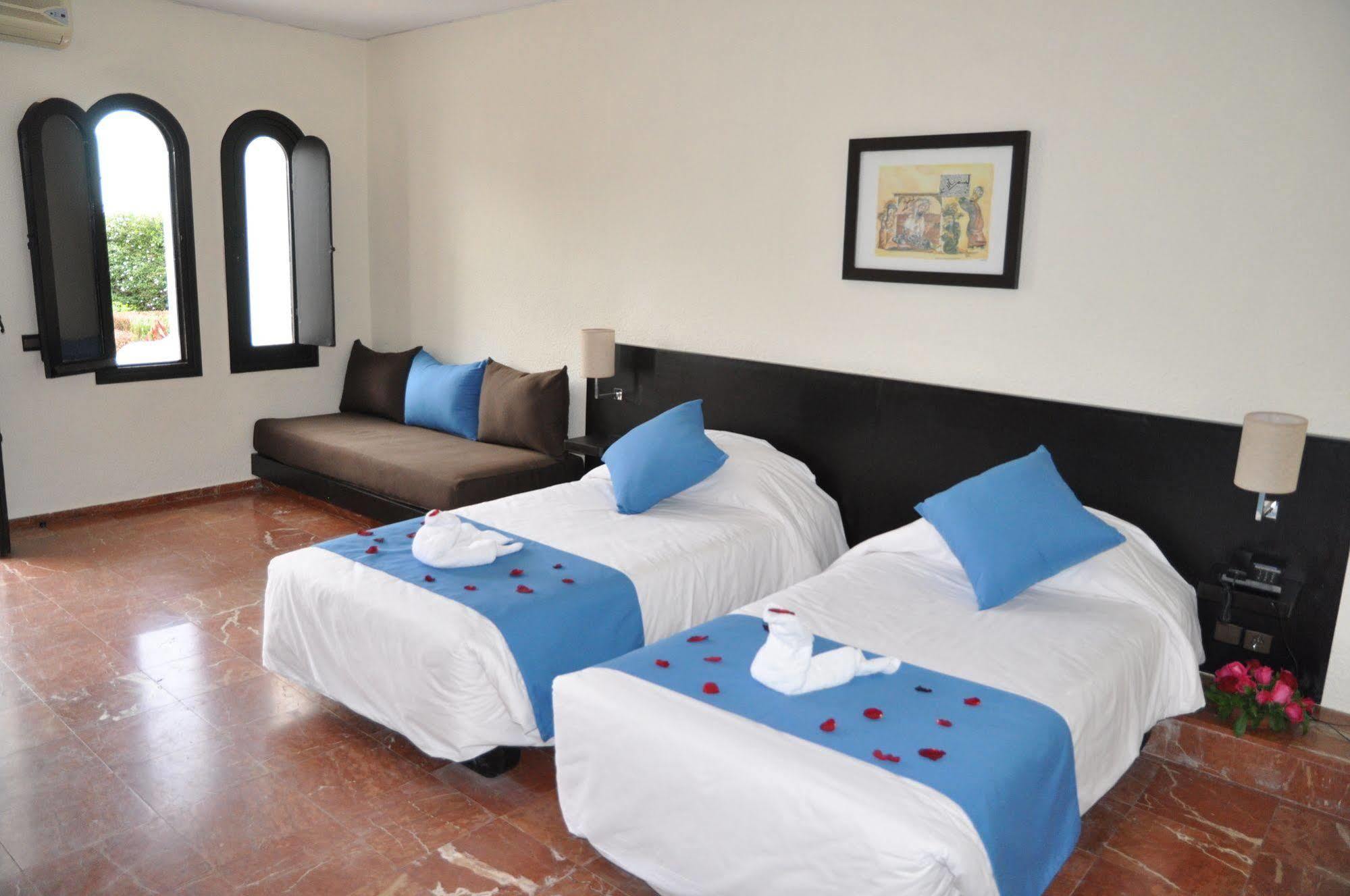 Hotel Les Omayades Agadir Esterno foto