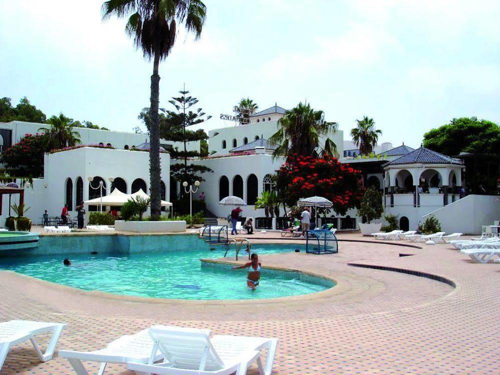 Hotel Les Omayades Agadir Esterno foto